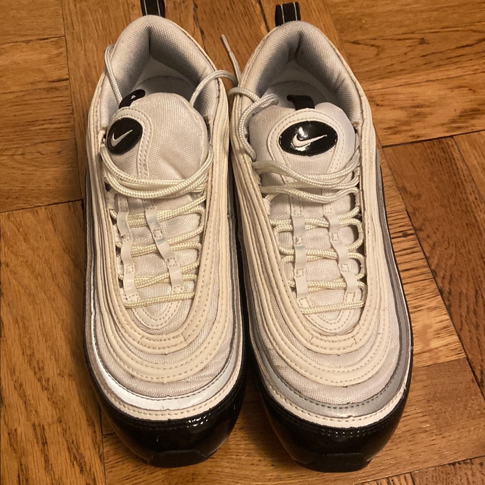 Mens AirMax 97. Size 8.5 - Picture 2 of 4